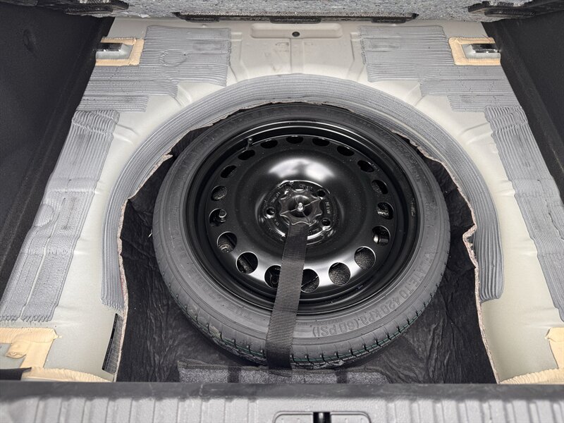 Used 2014 Buick Verano Convenience FWD image 29
