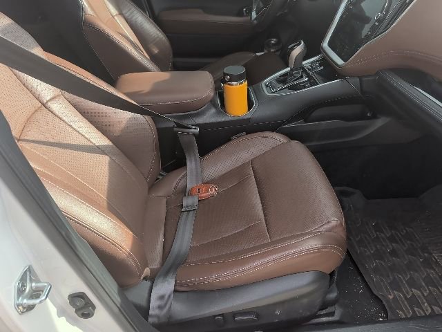 Used 2022 Subaru Outback Touring AWD/4WD image 9