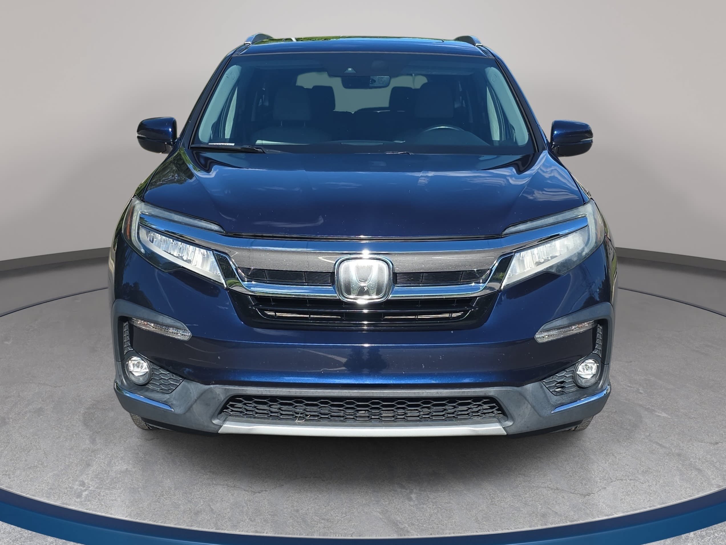 Used 2019 Honda Pilot Touring image 2