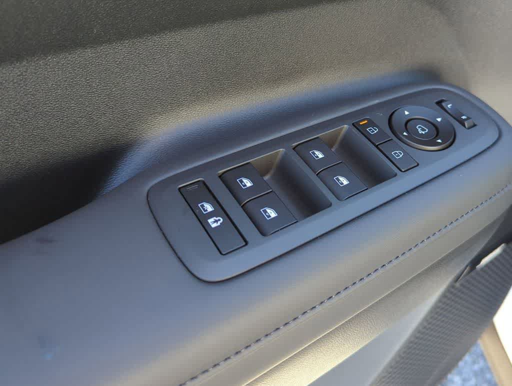 New 2026 Hyundai Santa Fe Calligraphy FWD image 17