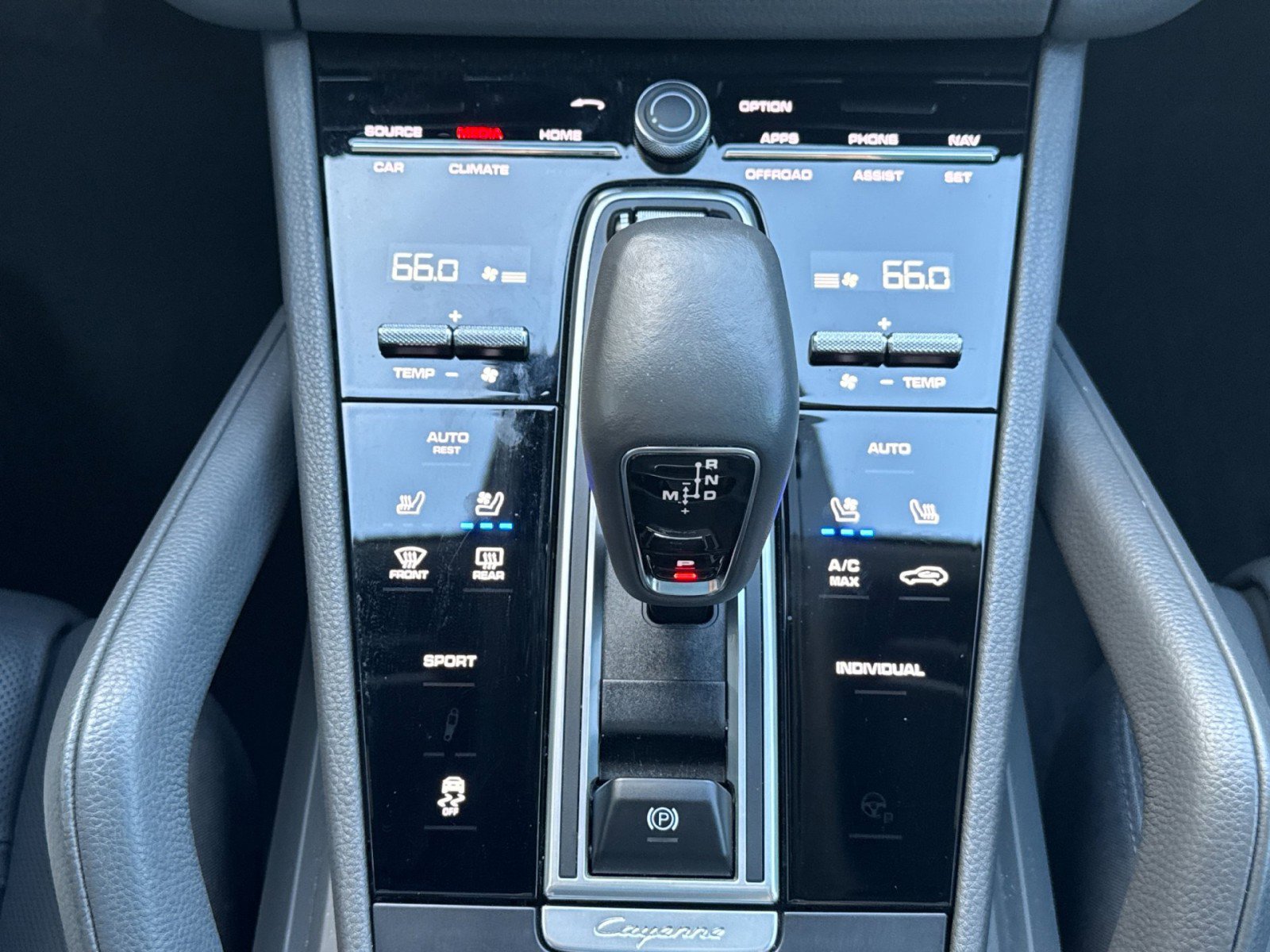 Certified 2023 Porsche Cayenne image 21