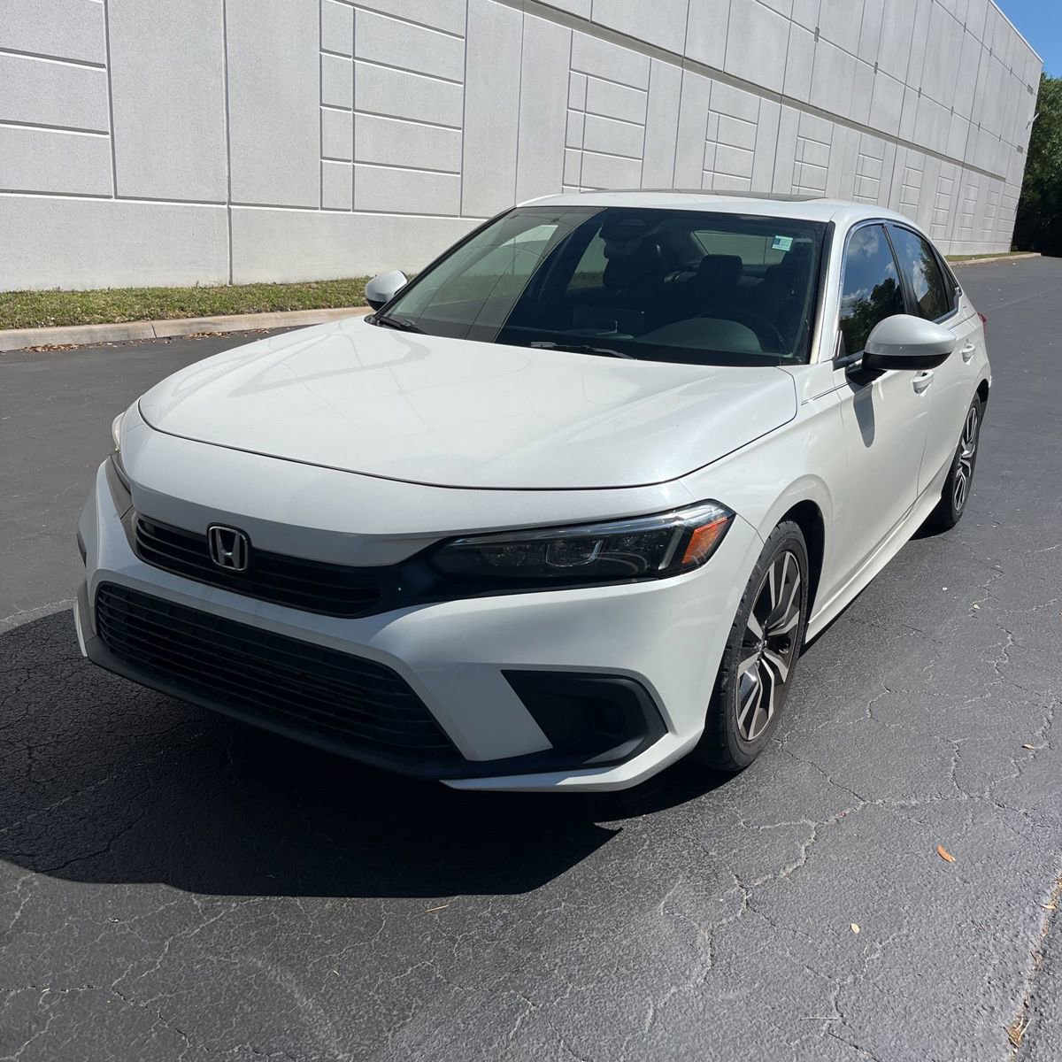 Used 2022 Honda Civic EX image 1