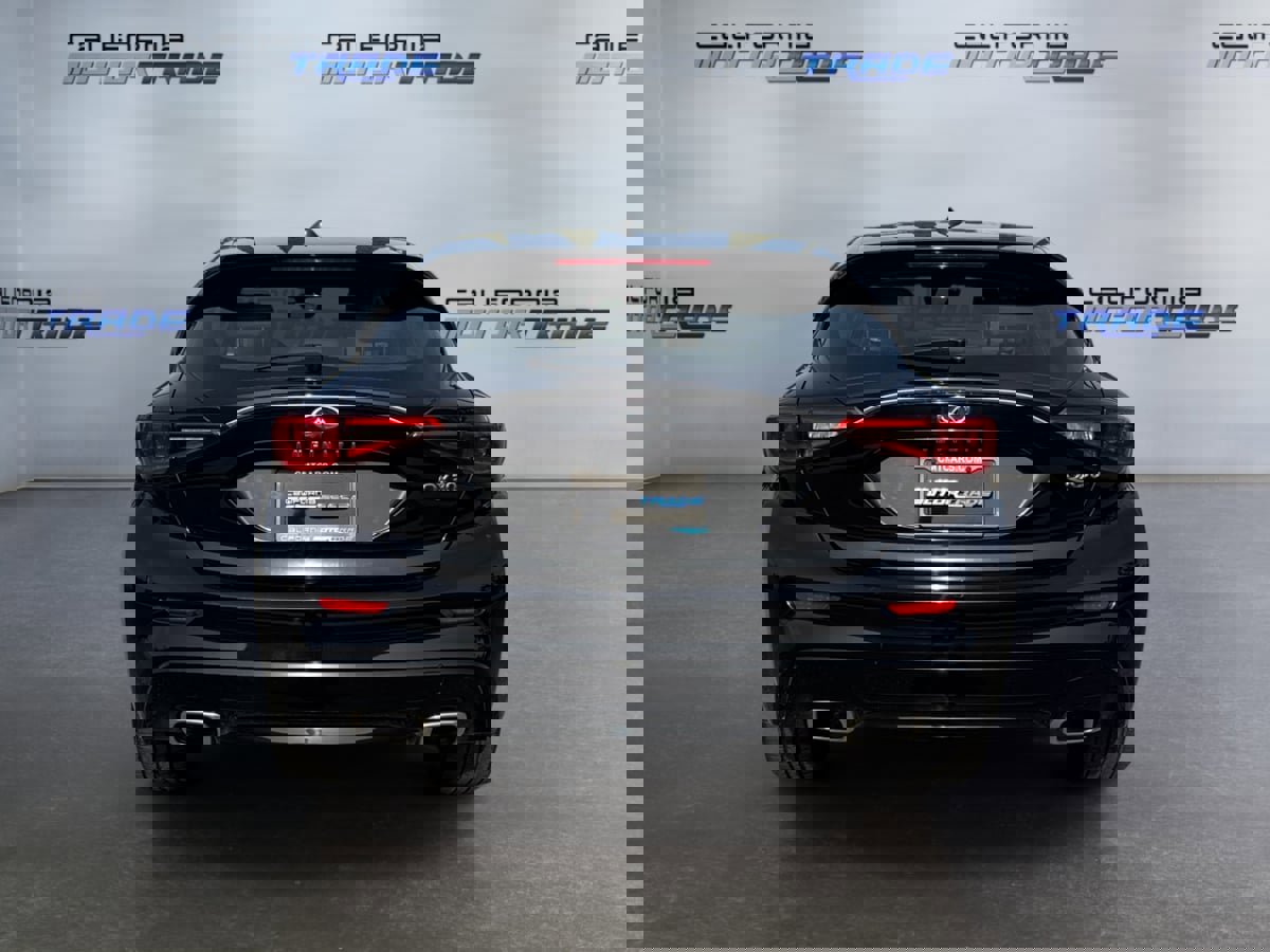 Used 2018 INFINITI QX30 w/ Cargo Package image 6