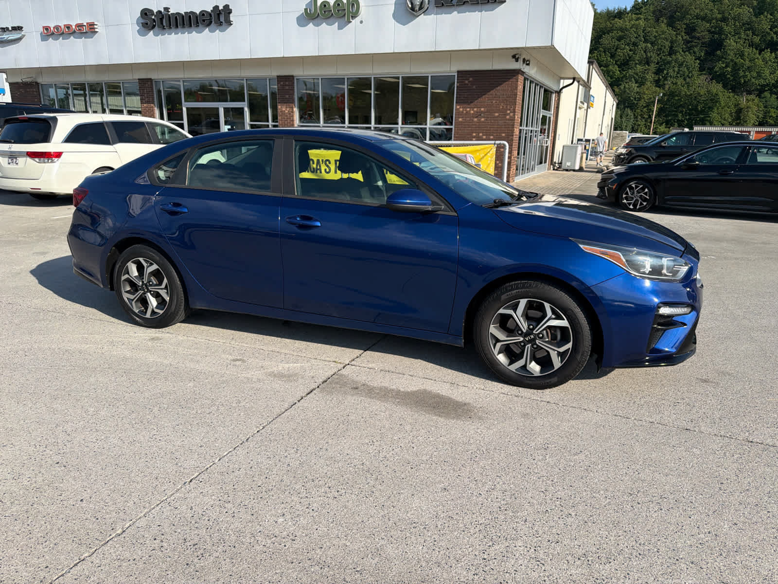 Used 2019 Kia Forte LXS FWD image 2