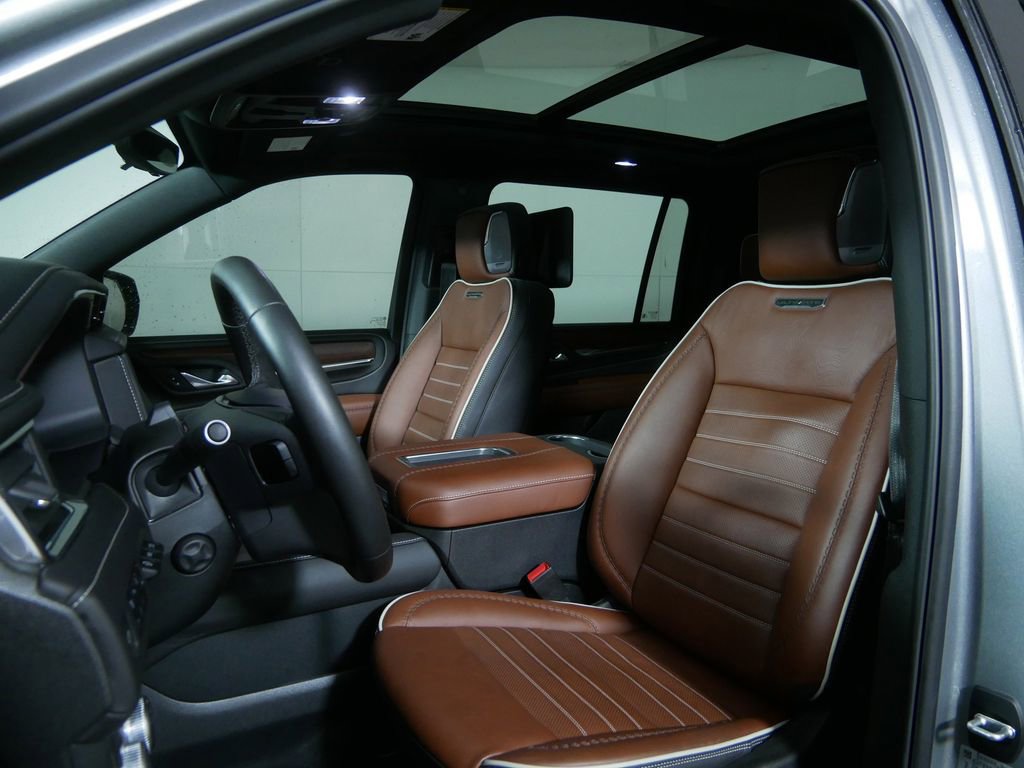 Used 2024 GMC Yukon XL Denali Ultimate image 10