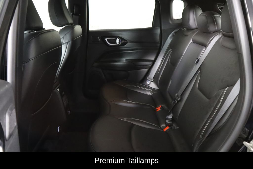 Used 2024 Jeep Compass Limited w/ High Altitude Package image 17