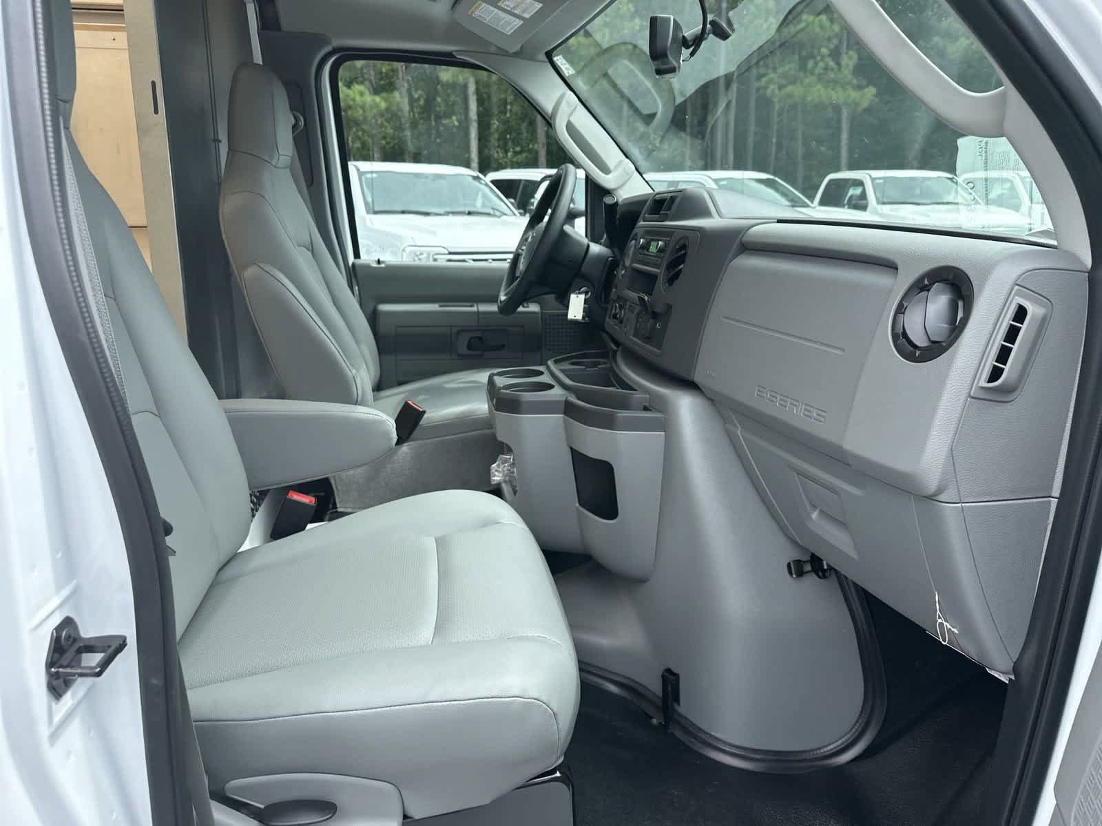 New 2025 Ford E-350 and Econoline 350 Super Duty w/ Power Equipment Group RWD image 26