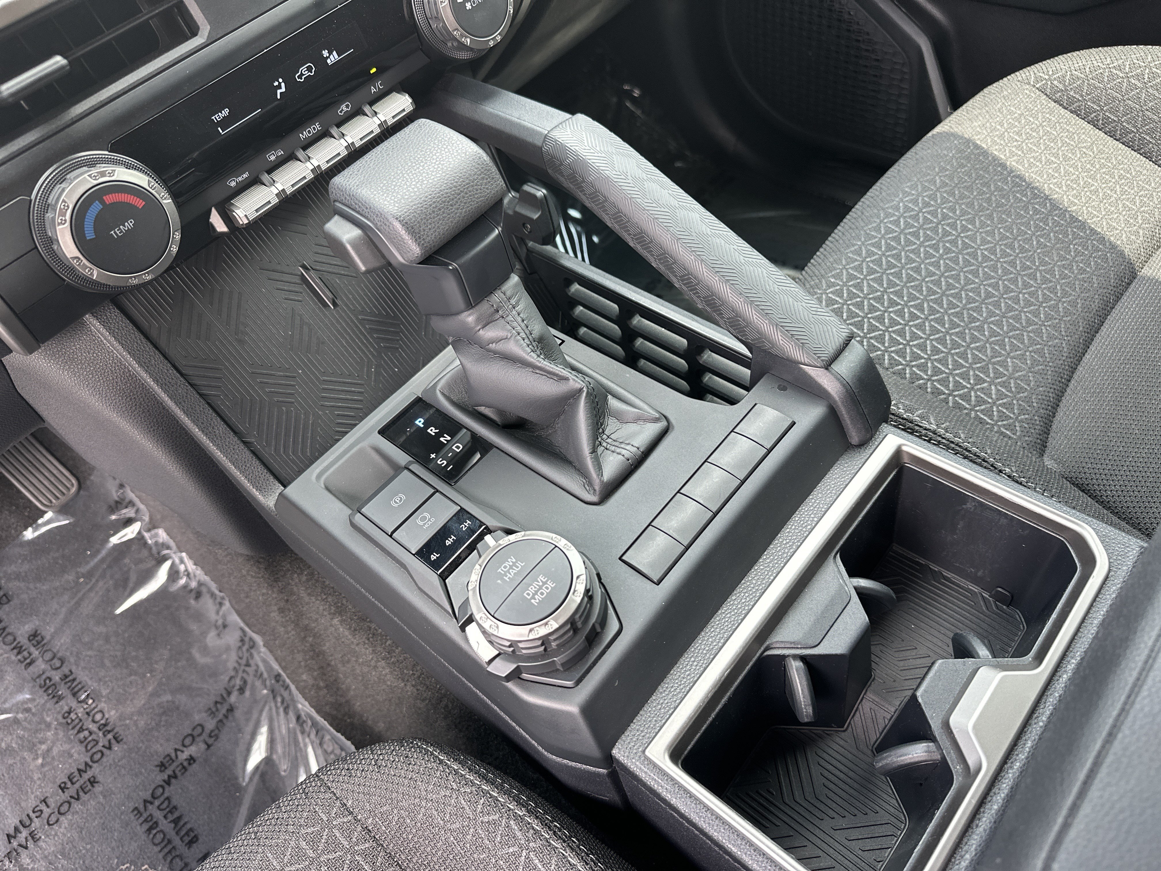 Certified 2025 Toyota 4Runner SR5 AWD/4WD image 26
