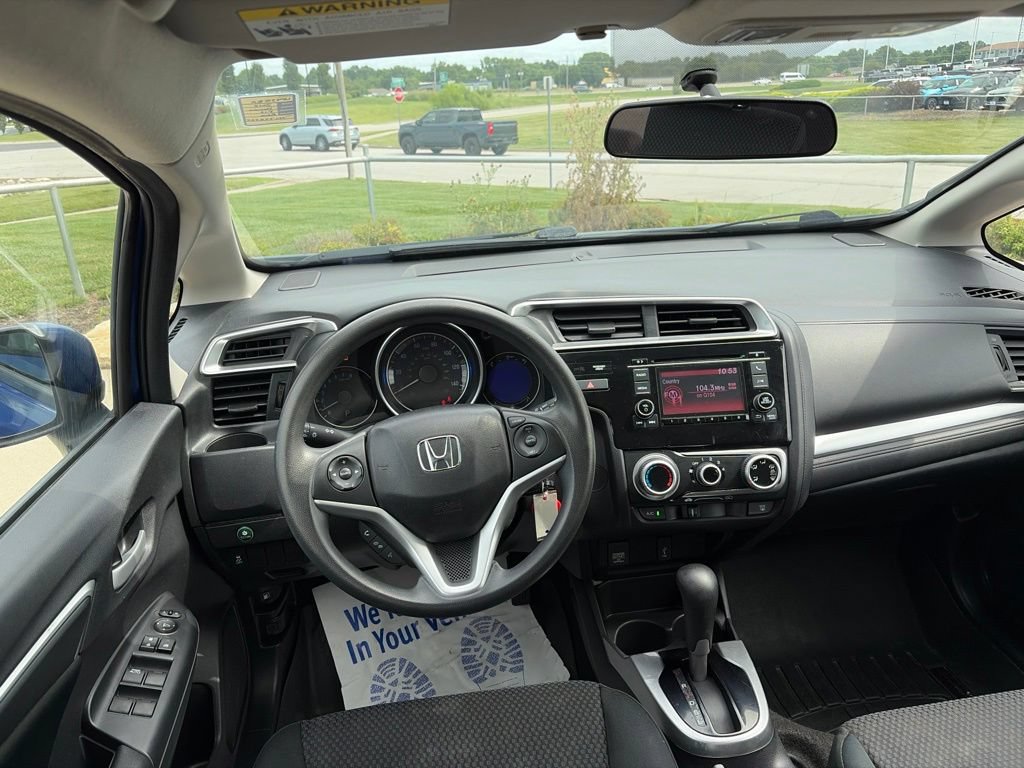 Used 2018 Honda Fit LX image 37