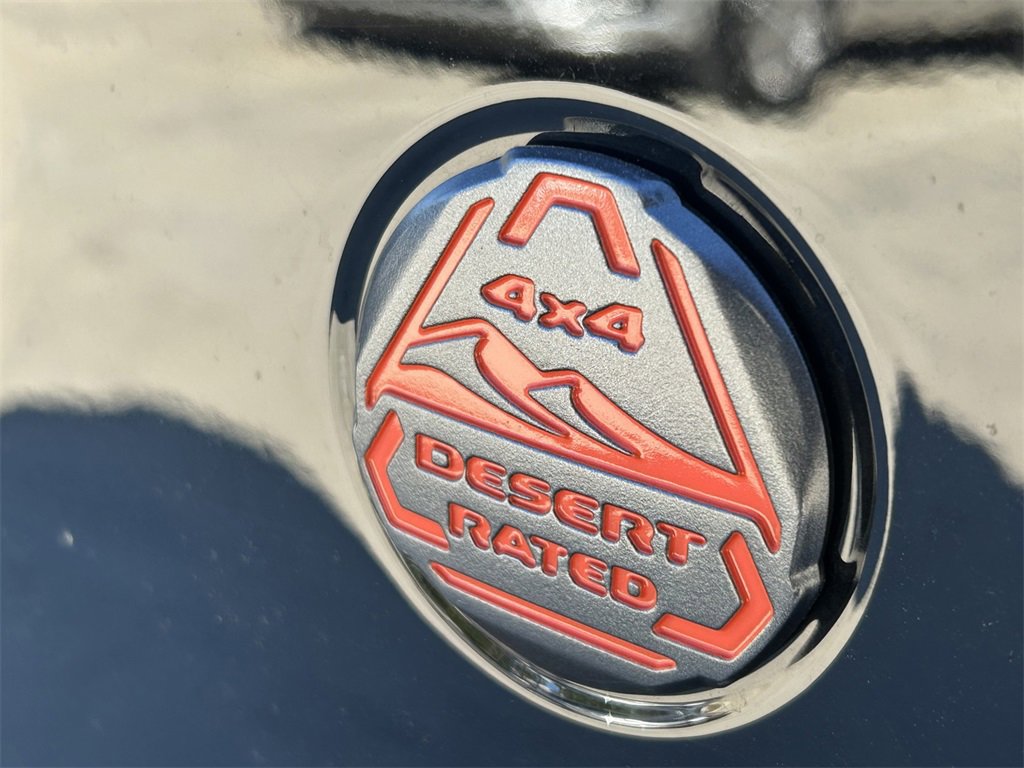 Used 2025 Jeep Gladiator Mojave w/ Safety Group image 24