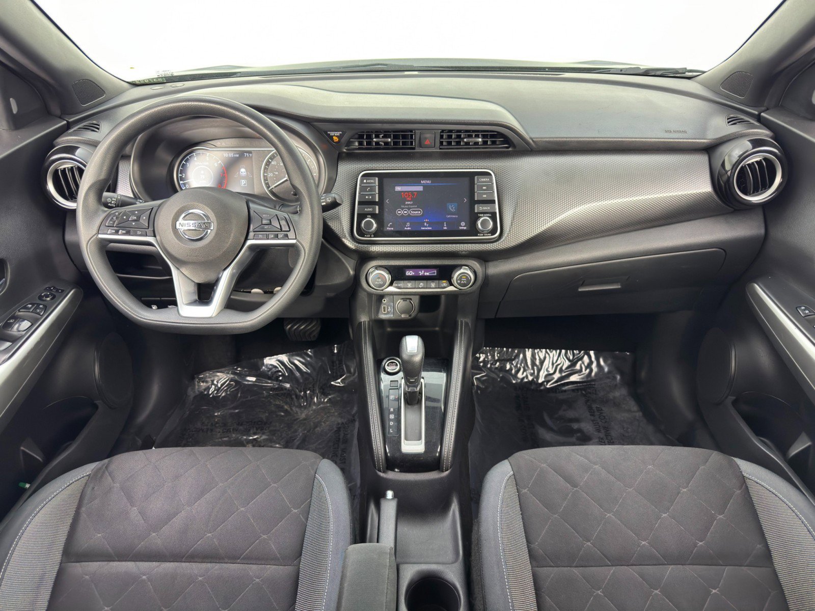 Used 2019 Nissan Kicks SV image 11