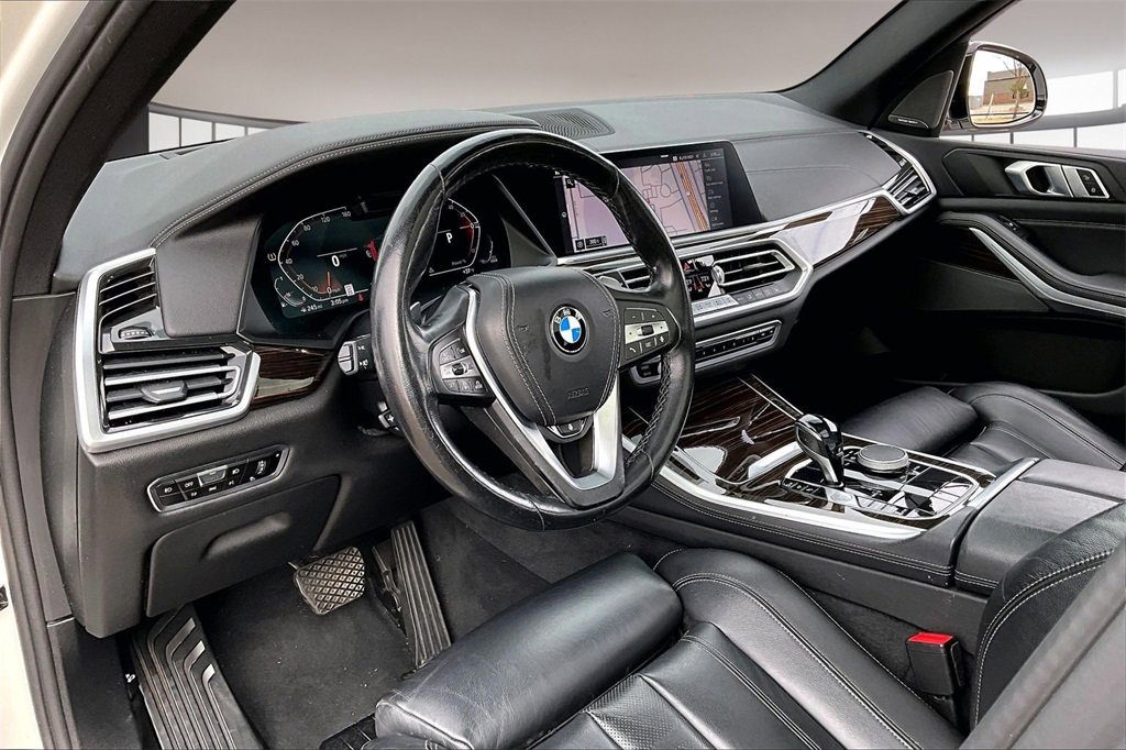 Used 2021 BMW X5 xDrive40i w/ Premium Package image 13