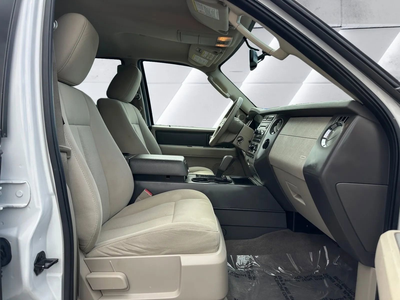 Used 2014 Ford Expedition EL XLT image 10