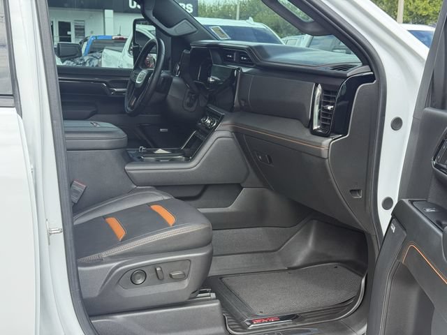 Used 2024 GMC Sierra 2500 AT4 w/ AT4 Premium Plus Package AWD/4WD image 19