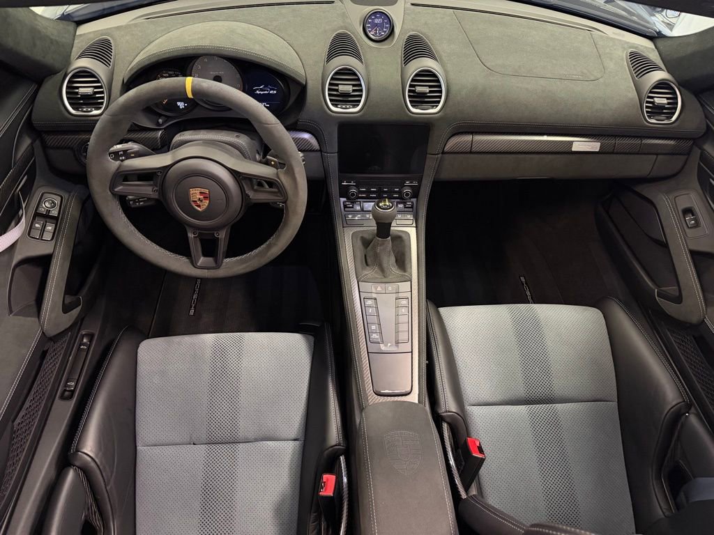 Certified 2025 Porsche 718 Boxster Spyder RS image 10