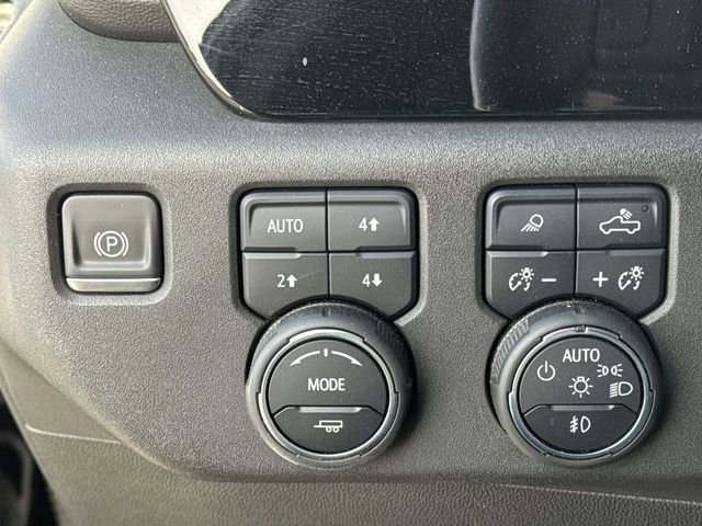 Certified 2022 Chevrolet Silverado 1500 LT Trail Boss w/ LT Trail Boss Premium Package image 17