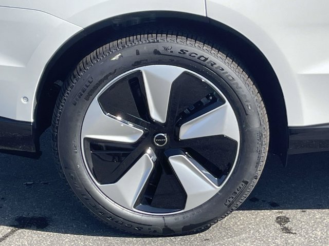 New 2026 Volvo EX90 Plus AWD/4WD image 6