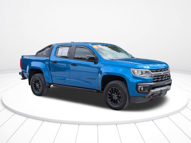 Used 2022 Chevrolet Colorado Z71 w/ LPO, Power Package AWD/4WD image 2