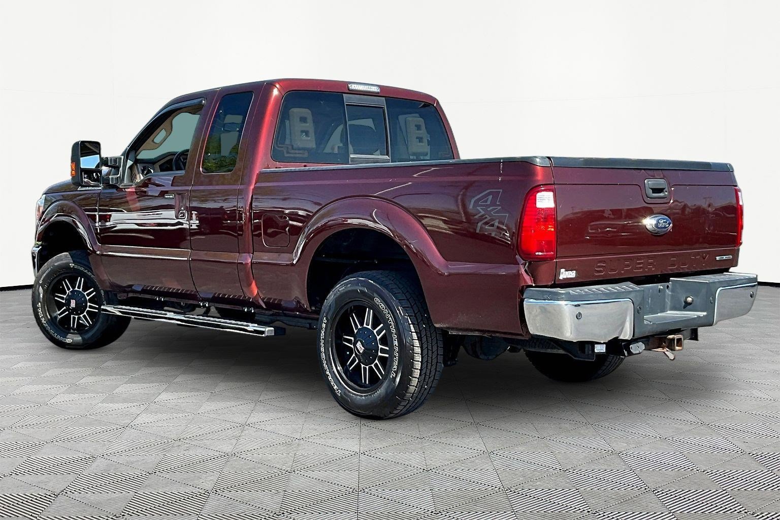 Used 2016 Ford F250 Lariat w/ Lariat Interior Package image 4
