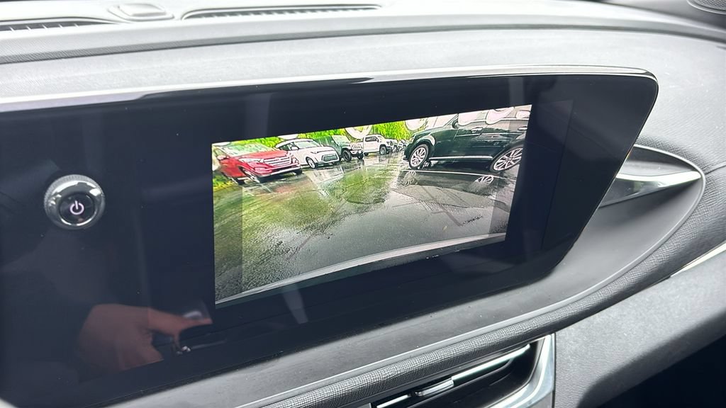 Used 2025 Buick Envista Preferred FWD image 19