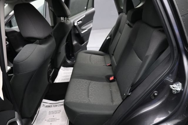Used 2022 Toyota RAV4 XLE AWD/4WD image 10