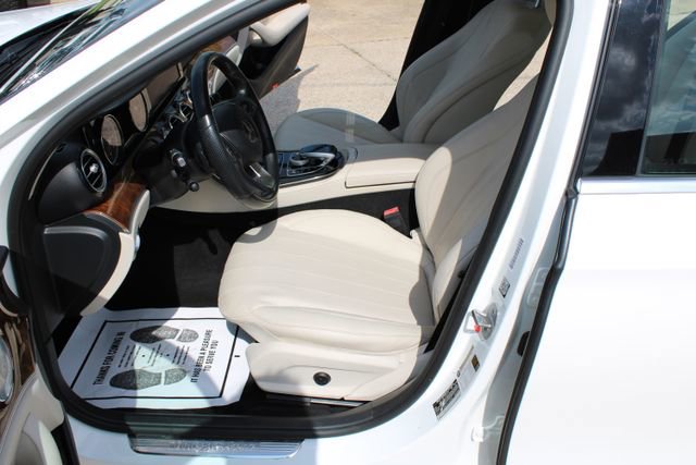 Used 2017 Mercedes-Benz E 300 image 16