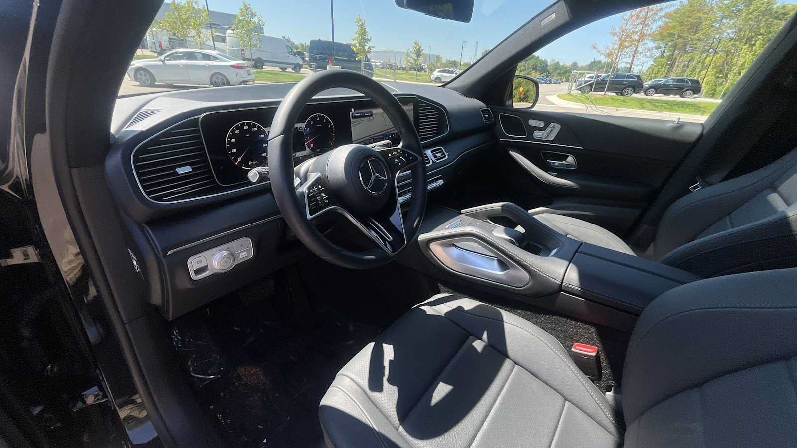 Used 2025 Mercedes-Benz GLE 350 4MATIC image 13