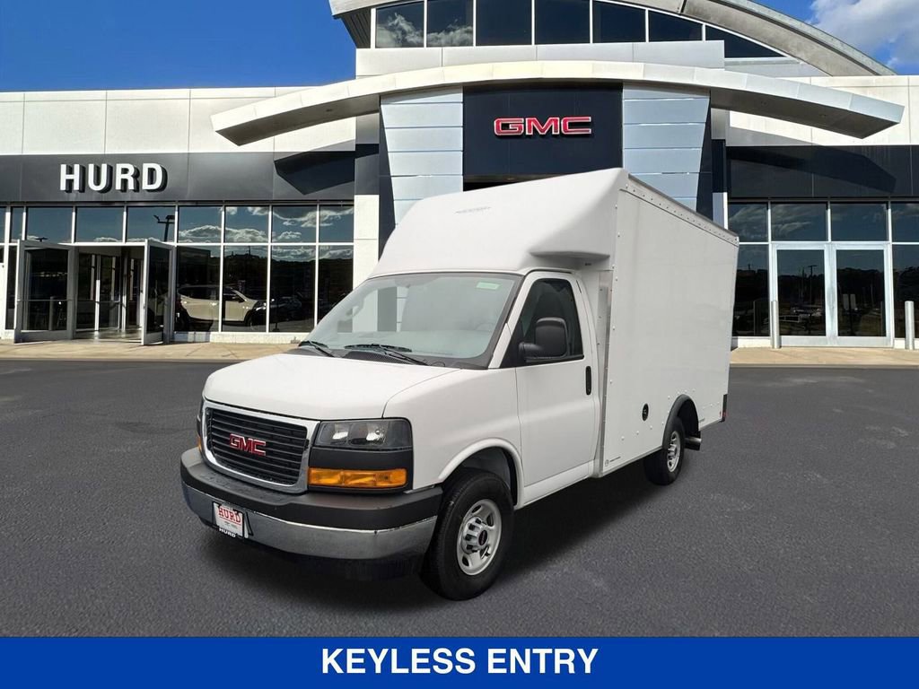 New 2025 GMC Savana 3500 Work Van w/ Power Convenience Package image 8