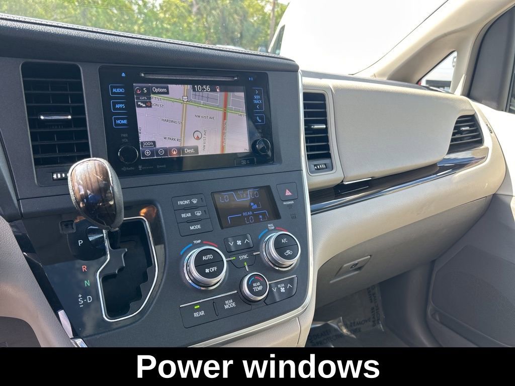 Used 2017 Toyota Sienna XLE w/ XLE Navigation Package image 13