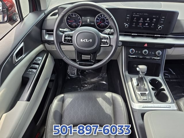 Used 2024 Kia Carnival LX FWD image 13