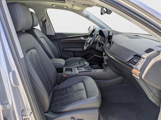 Used 2022 Audi Q5 2.0T Premium Plus w/ Premium Plus Package image 21