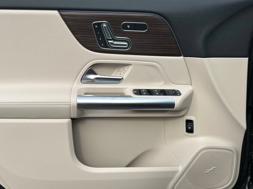 New 2026 Mercedes-Benz GLA 250 4MATIC image 14