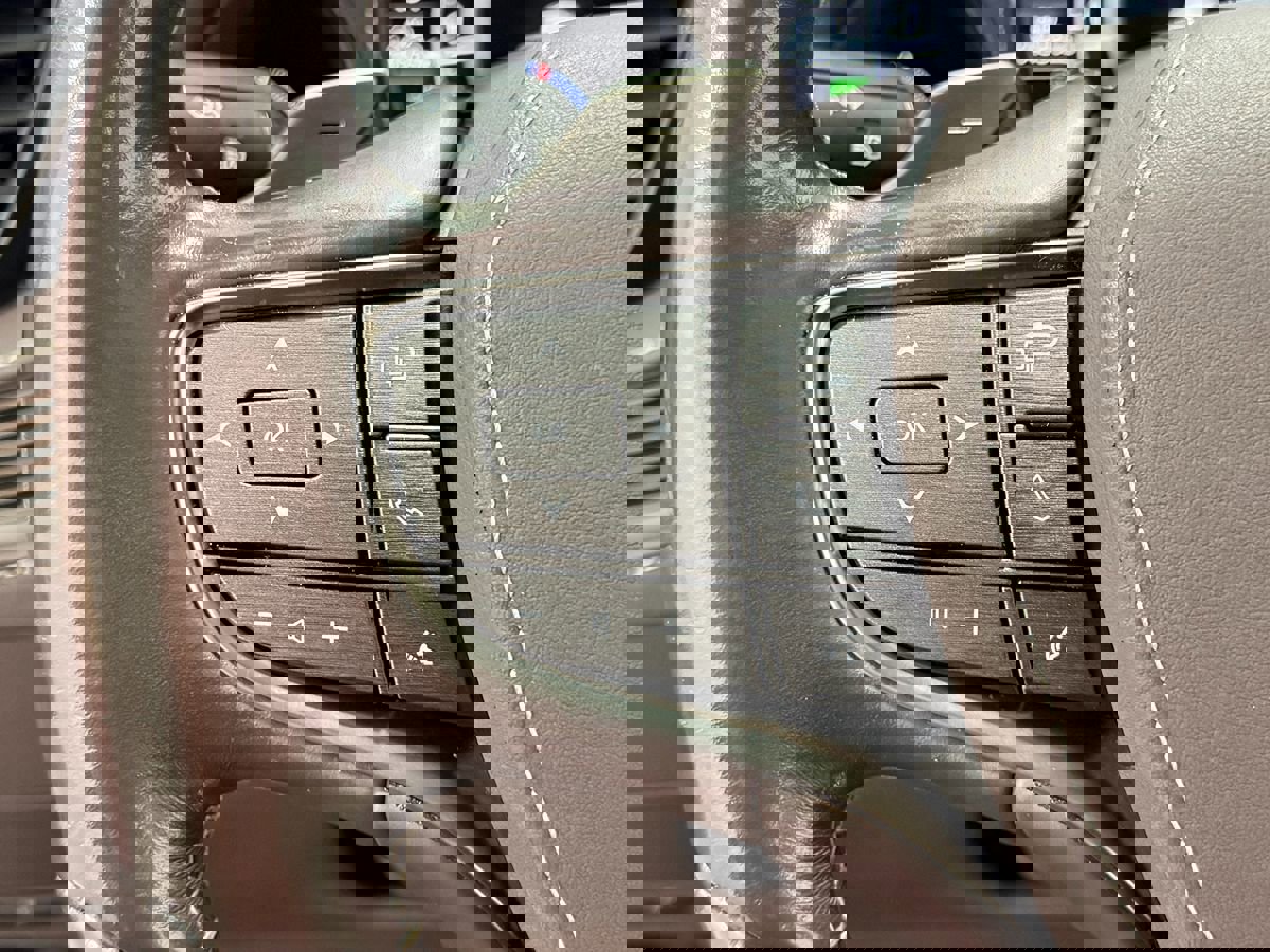 Used 2019 Lexus LS 500 AWD image 18