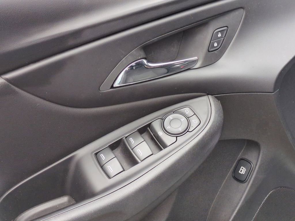 Used 2018 Chevrolet Volt LT image 22