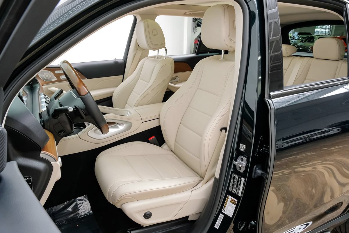Used 2021 Mercedes-Benz GLE 350 w/ AMG Line Exterior image 27