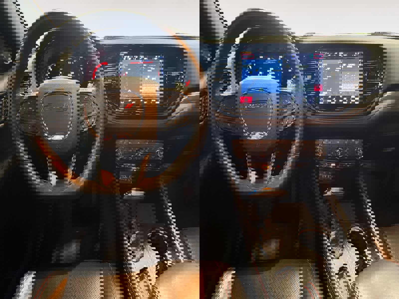 Used 2023 Dodge Durango GT image 11