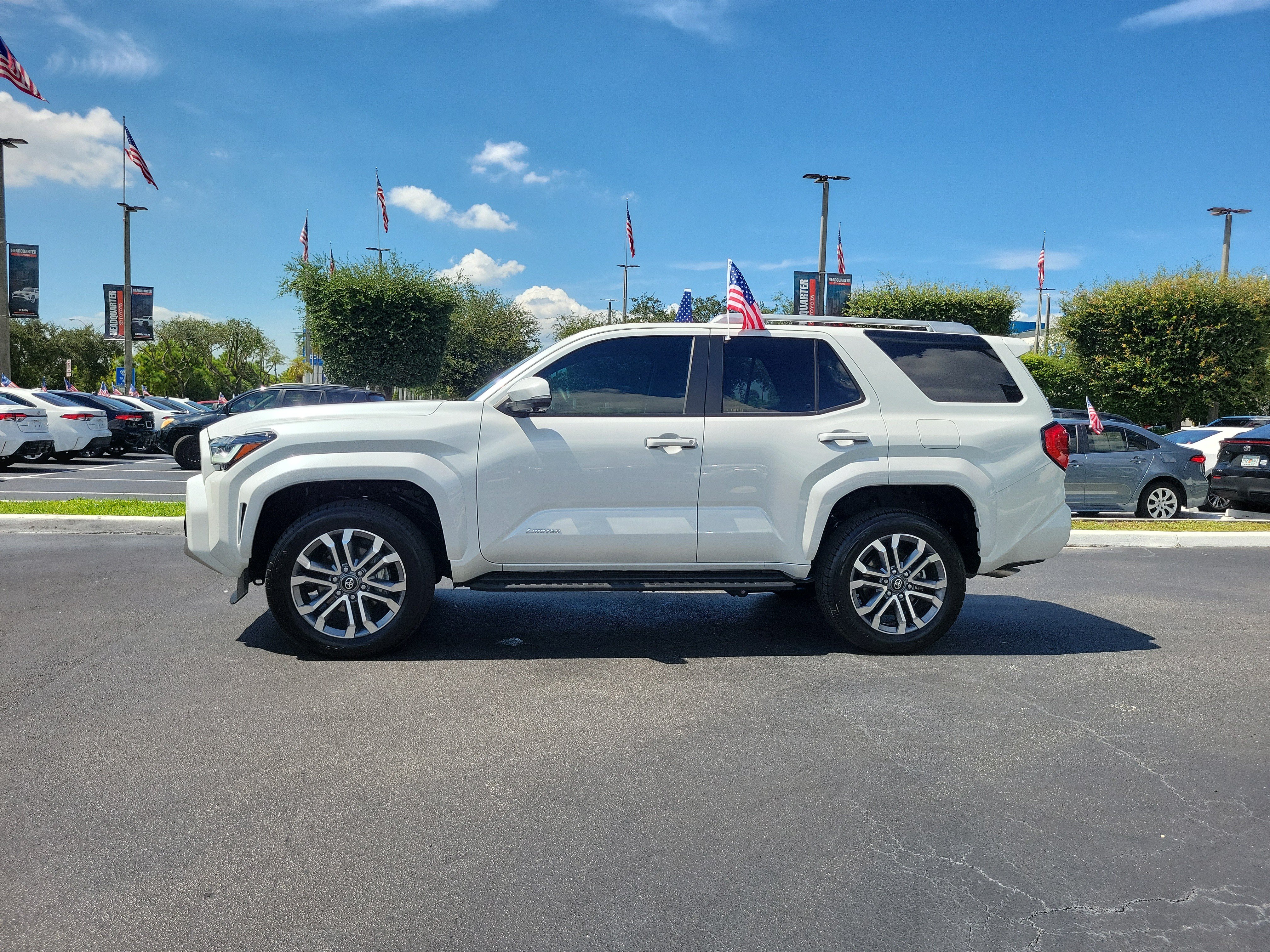 Used 2026 Toyota 4Runner Limited AWD/4WD image 7