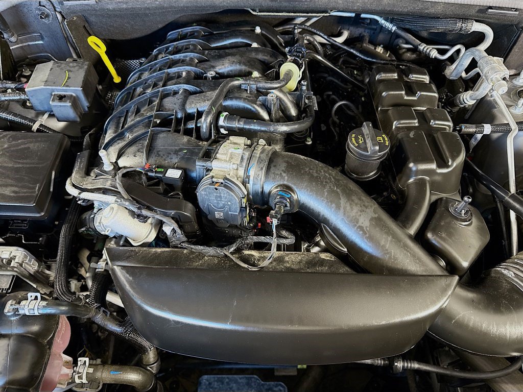 Used 2025 Dodge Durango GT RWD image 38