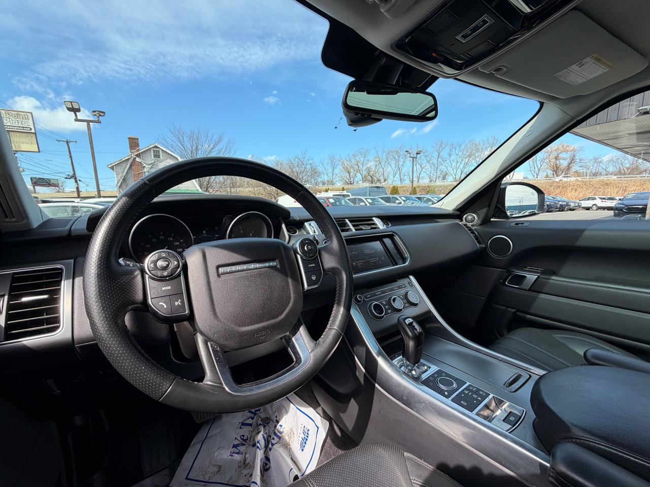 Used 2016 Land Rover Range Rover Sport SE image 13