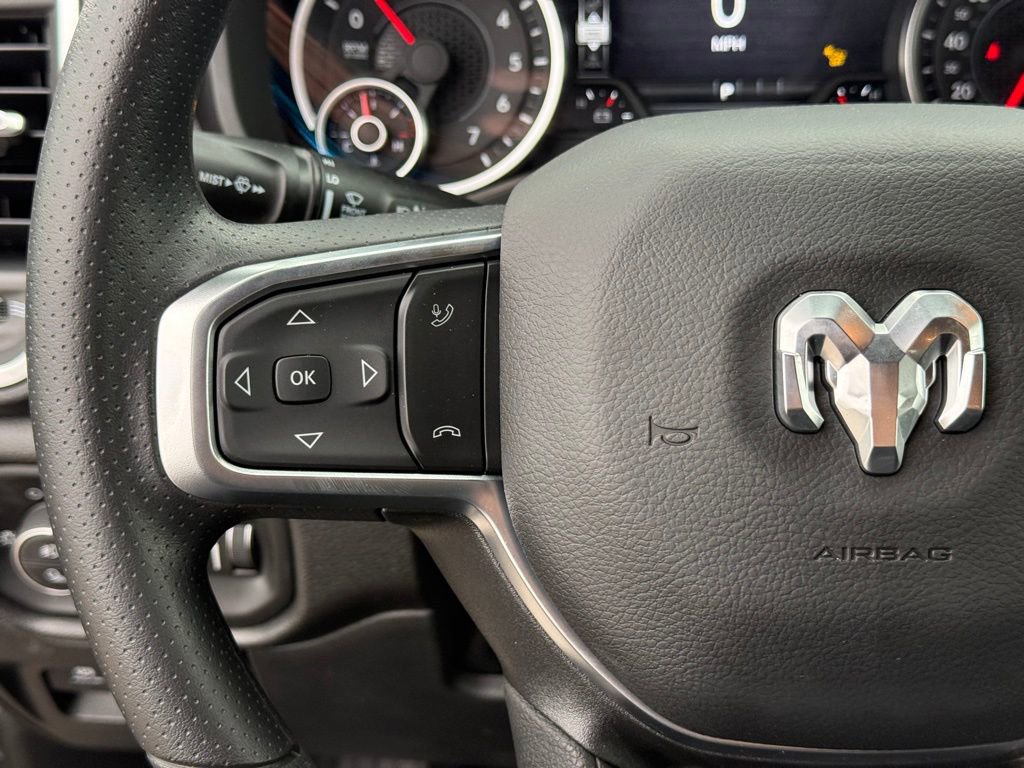 New 2026 RAM 1500 Express AWD/4WD image 16