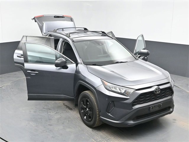 Used 2021 Toyota RAV4 LE image 48
