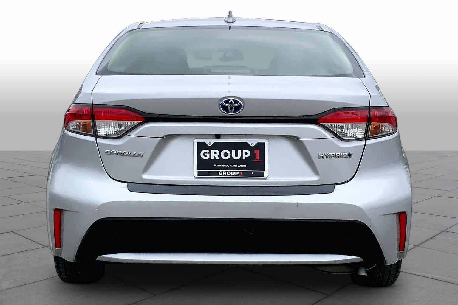 Used 2021 Toyota Corolla LE FWD image 5