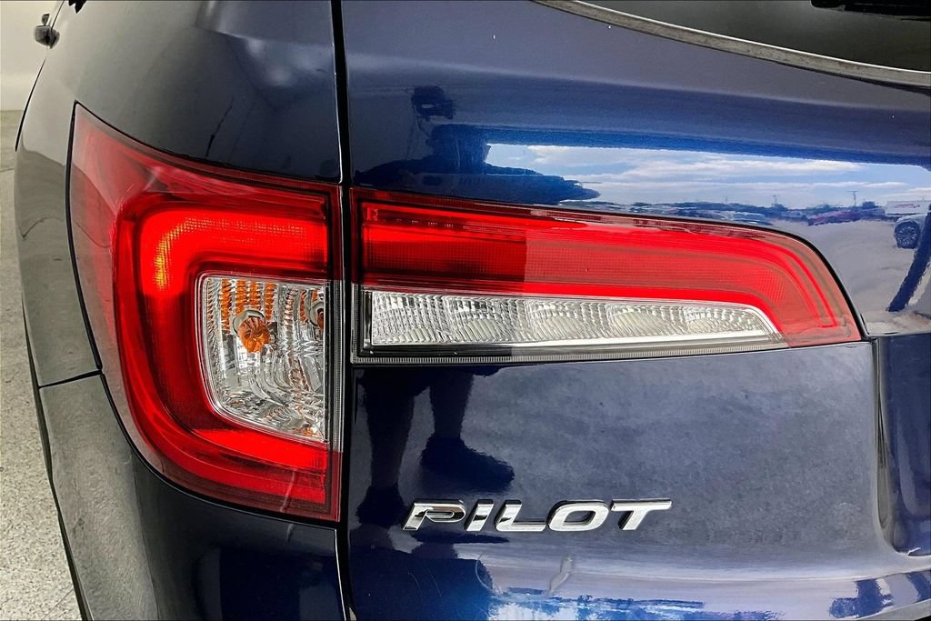 Used 2021 Honda Pilot EX image 31