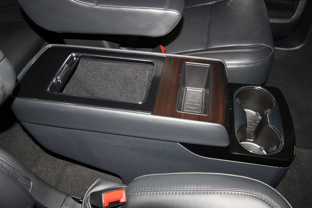 Used 2026 Lincoln Aviator Reserve AWD/4WD image 31