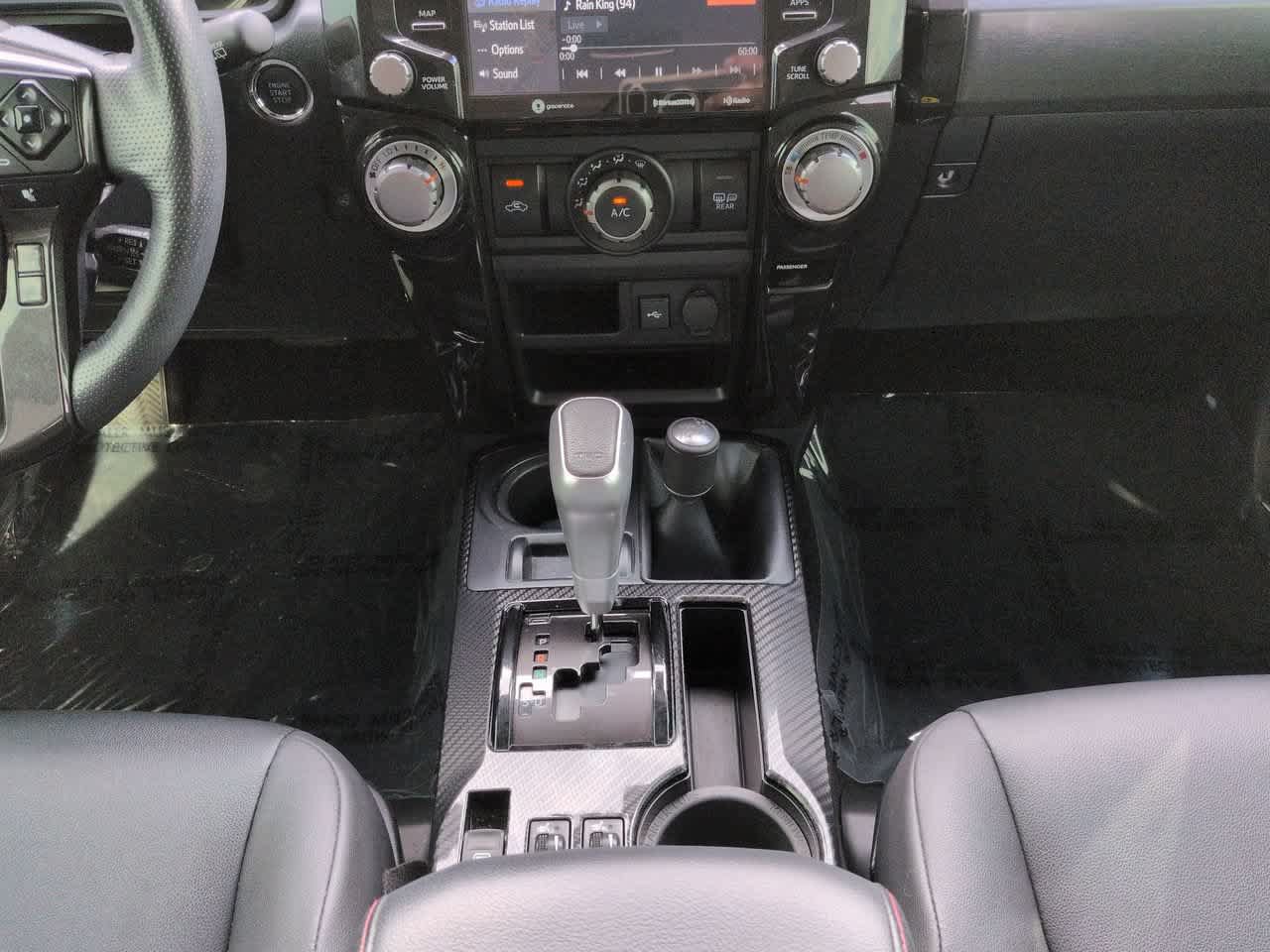 Certified 2024 Toyota 4Runner TRD Off-Road Premium w/ Moonroof Package AWD/4WD image 18