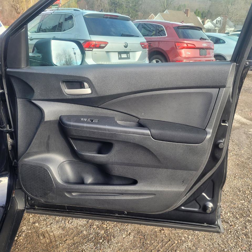 Used 2013 Honda CR-V LX image 21