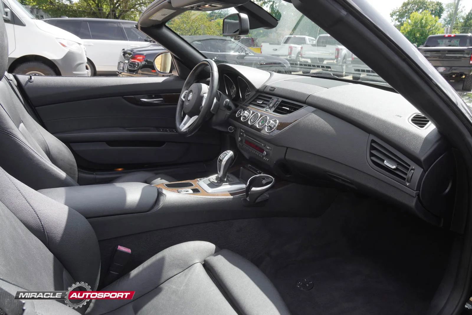 Used 2011 BMW Z4 sDrive35i image 28