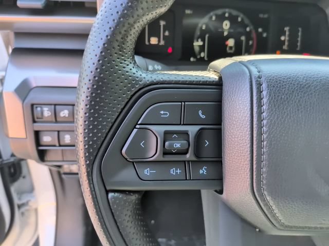 Used 2026 Toyota Tacoma SR5 AWD/4WD image 15