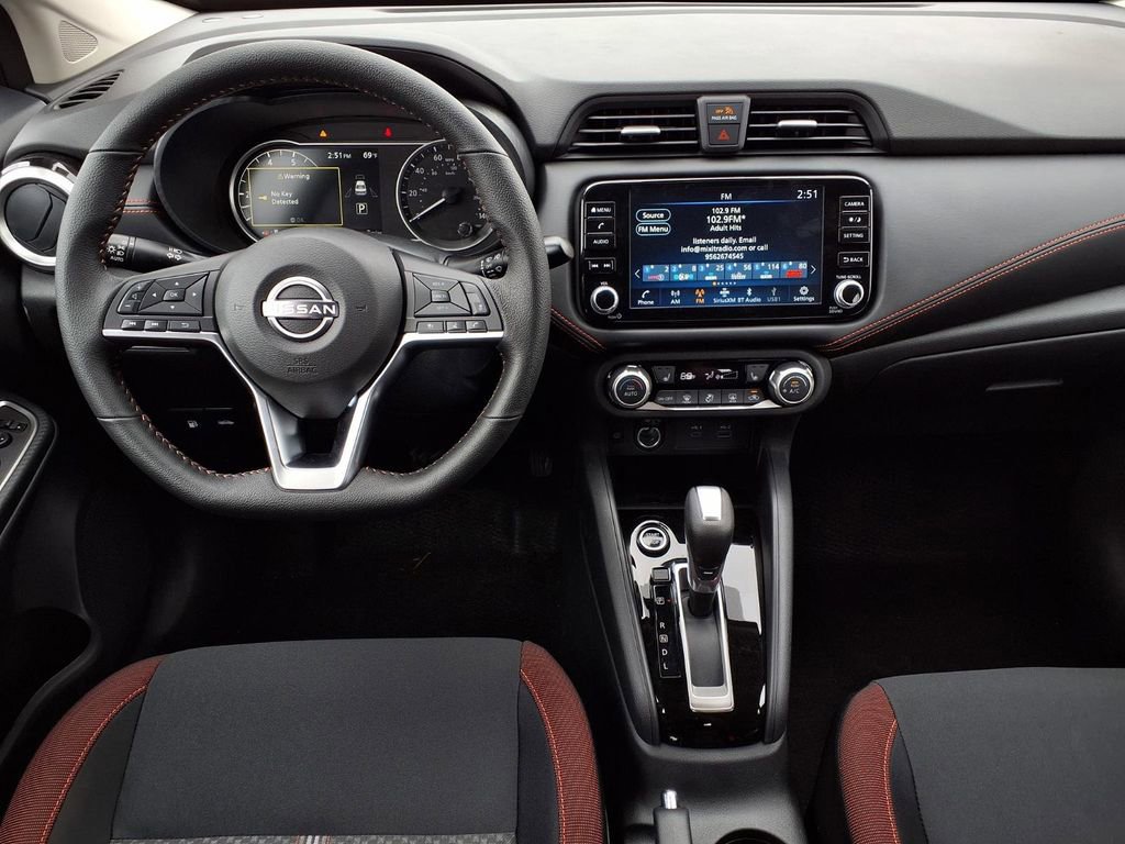 New 2025 Nissan Versa SR w/ Trunk Package image 11