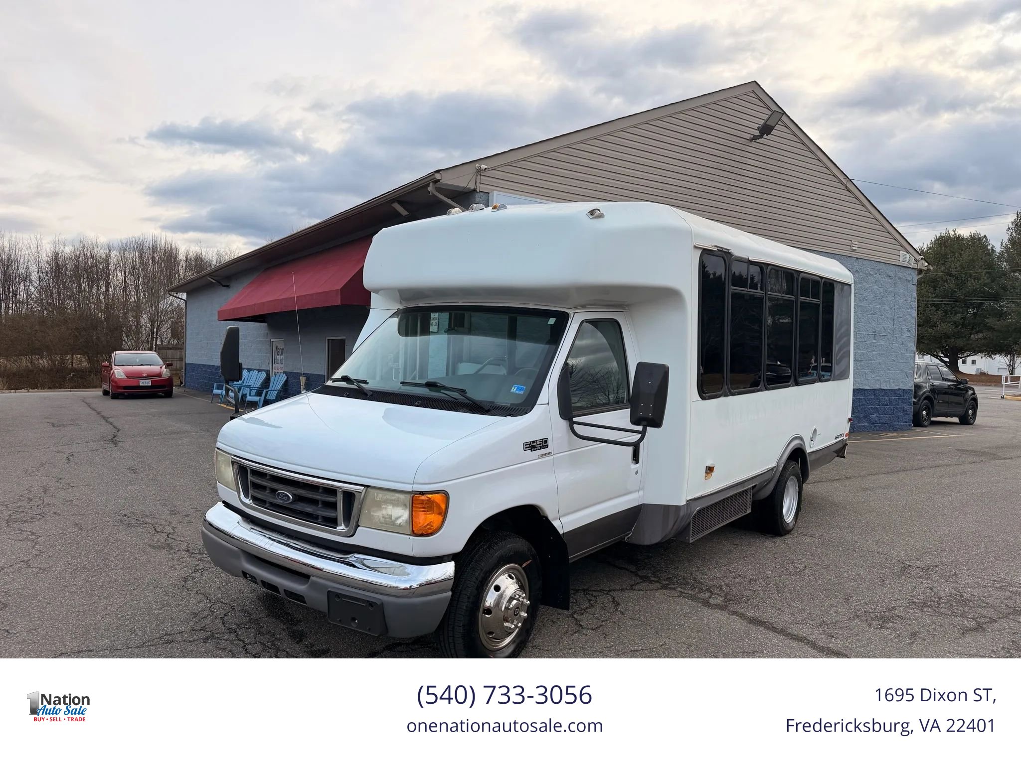 Used 2003 Ford E-450 and Econoline 450 RWD image 1